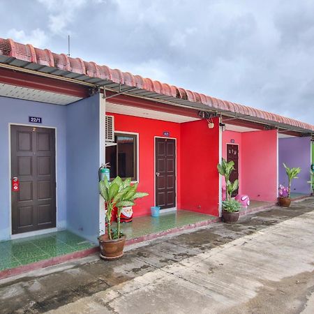Oyo 682 Fishering Home Krabi Ngoại thất bức ảnh